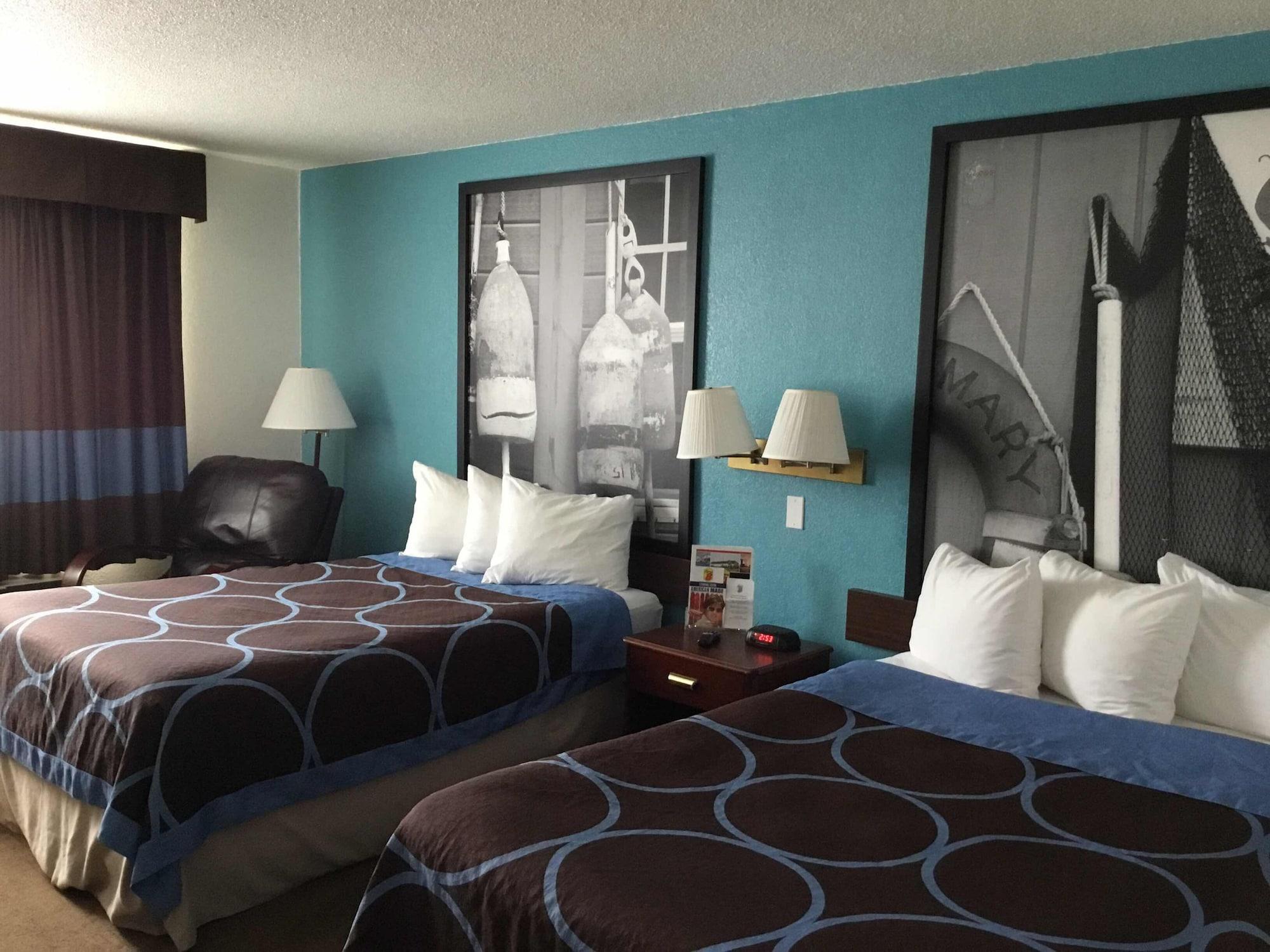 Super 8 By Wyndham Portland/Westbrook Area Otel Dış mekan fotoğraf